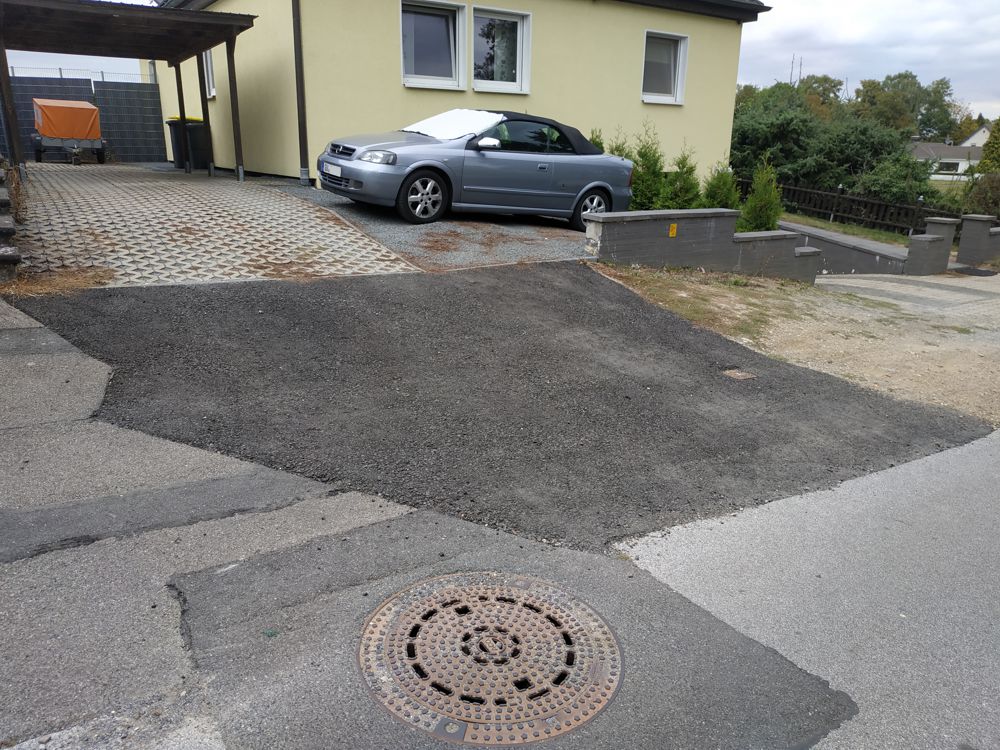 CarportAuffahrt.jpg